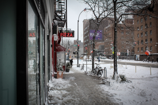 pizza-nyc-snow